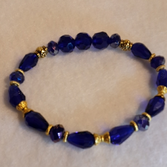 Jewelry - Picture 2 of 2